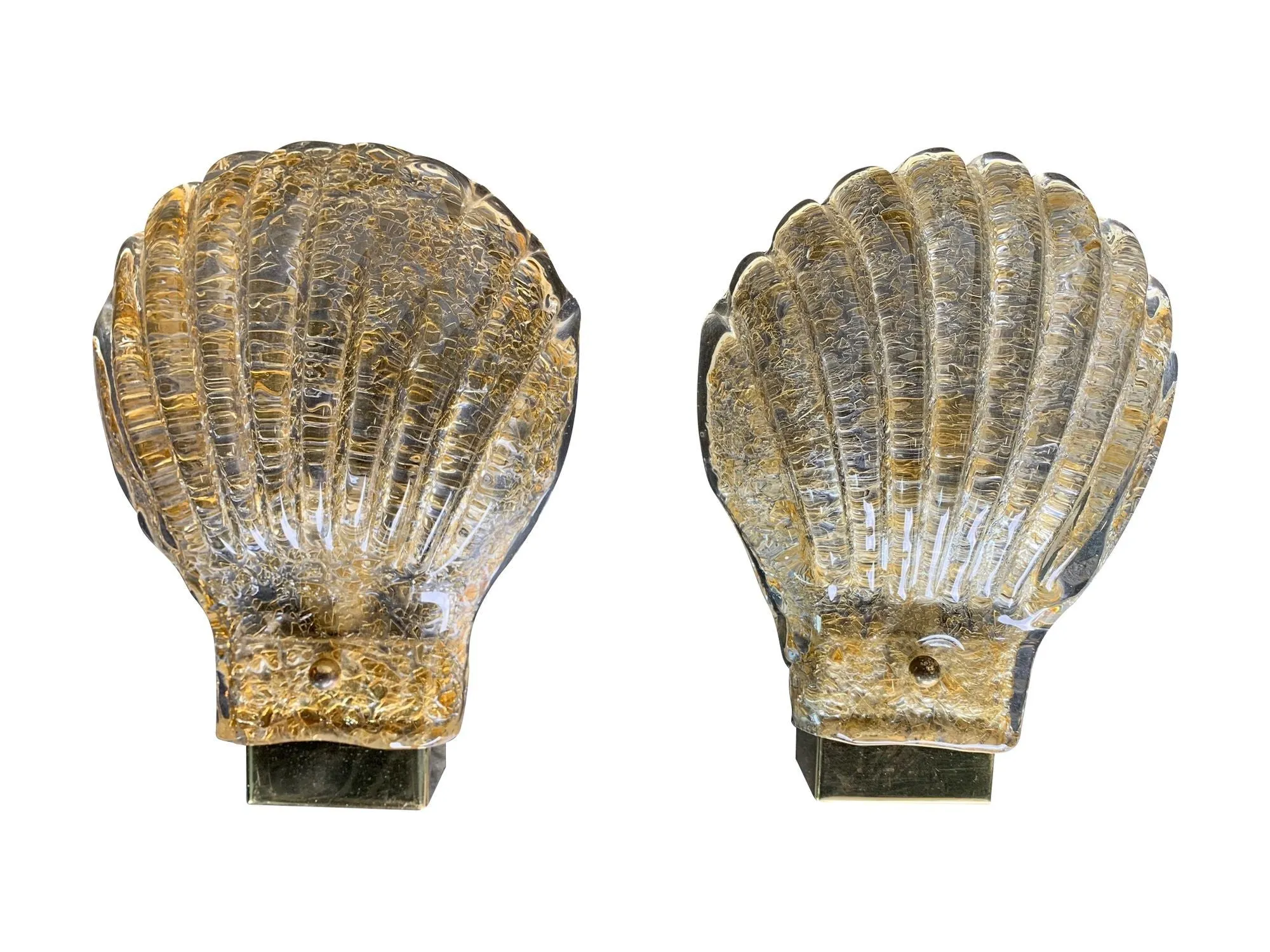 A pair of lovely orignal Italian 1960s Barovier & Toso Murano glass shell wall sconces with brass fittings