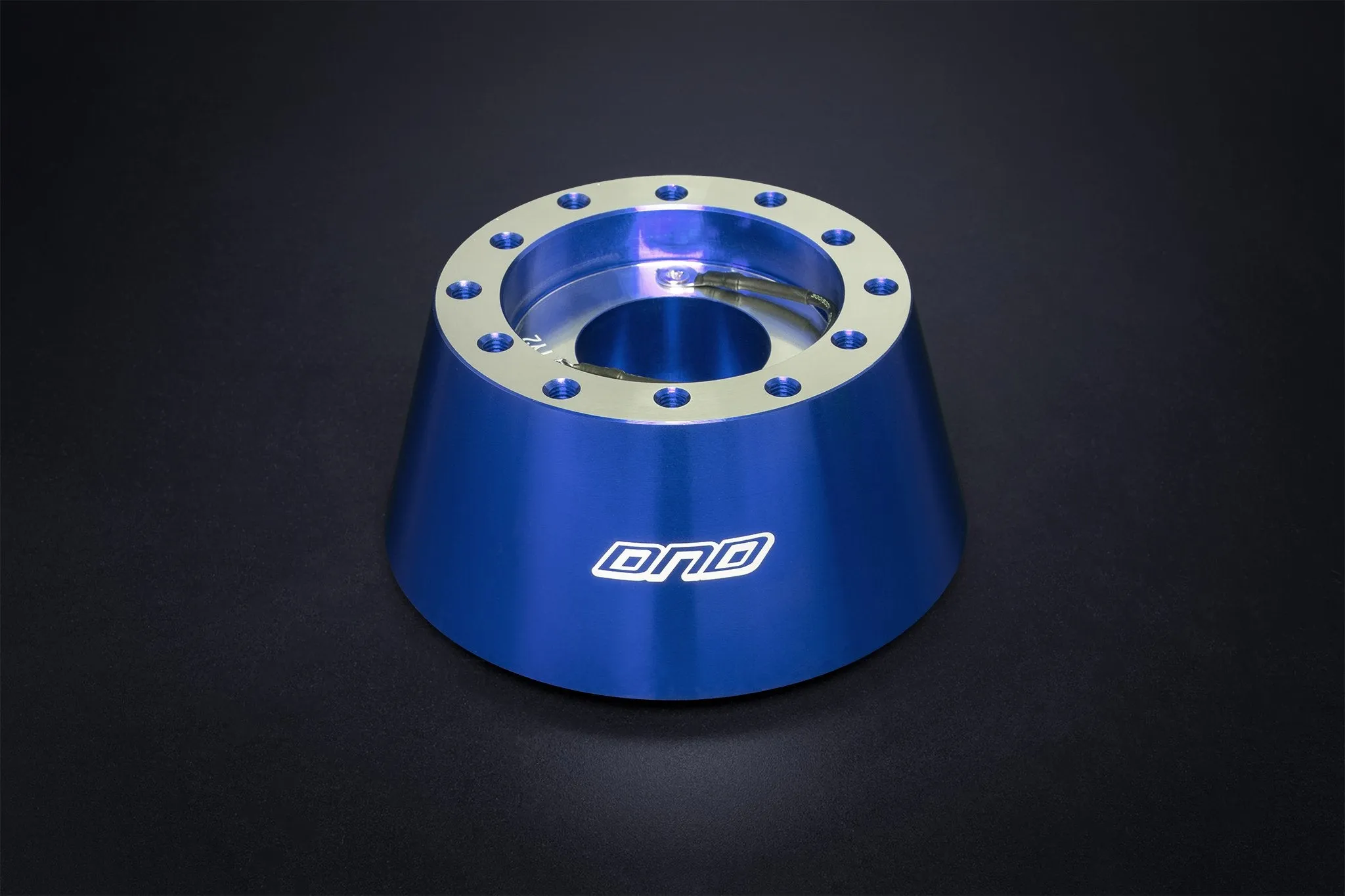 DND Low Profile Hub Kit Toyota Matrix (2003–2013) - Various Color