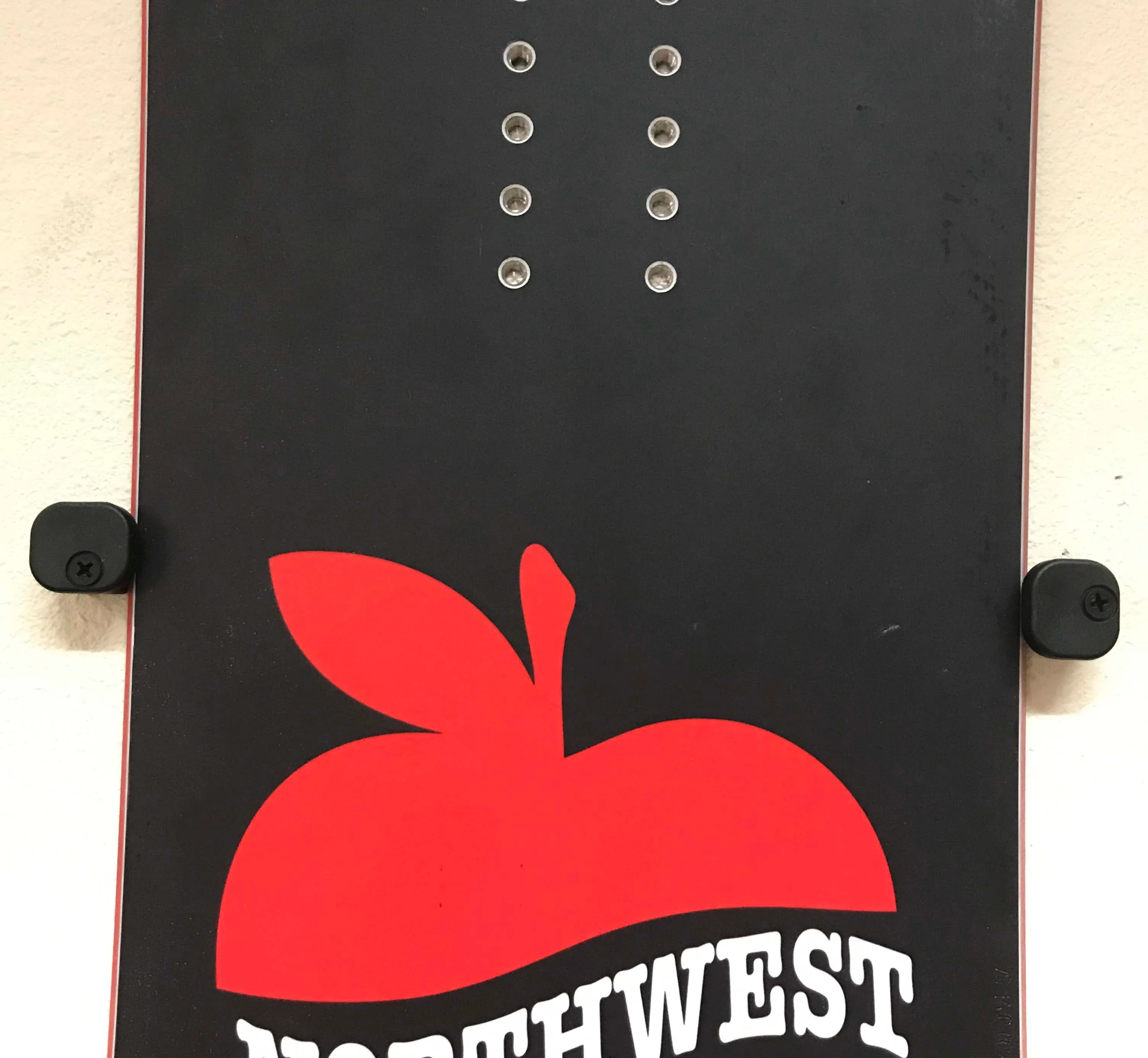 Snowboard Offset Mounts Wall-Hanging System / for Two Boards